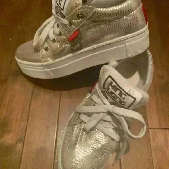 🔥🔥2/30$ 🔥Ming kuang Gold  colour shoes - Picture 6 of 12